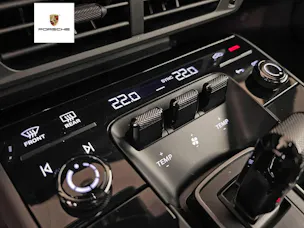 Porsche 911 Carrera