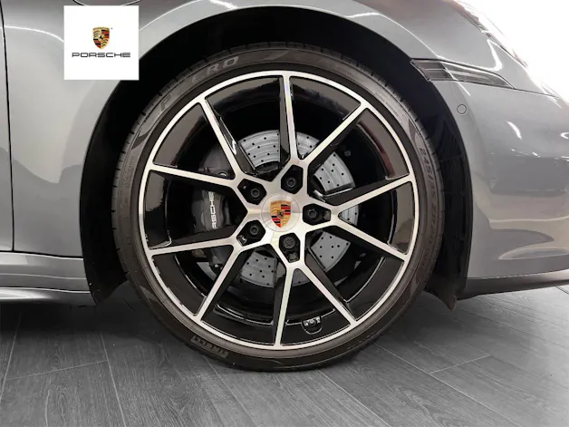 Porsche 911 Carrera