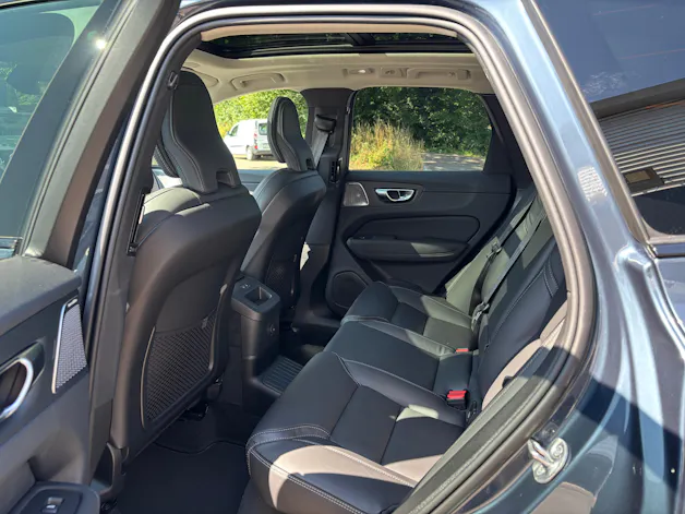 Volvo XC60 2.0 T8 TE Ultra Dark eAWD