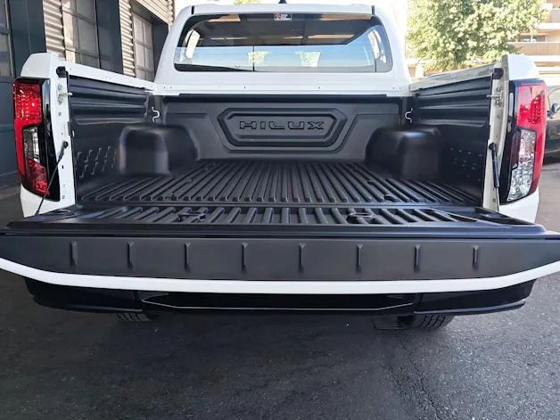Toyota Hilux Double Cab.-Pick-up 59KWh Comfort
