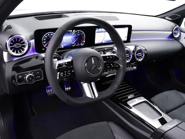 Mercedes-Benz A 220 d AMG Line