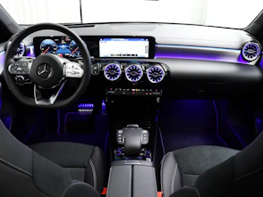 Fahrzeugbild MERCEDES-BENZ A 220 d AMG Line