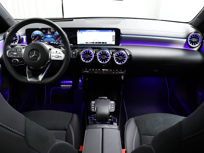 Fahrzeugbild MERCEDES-BENZ A 220
