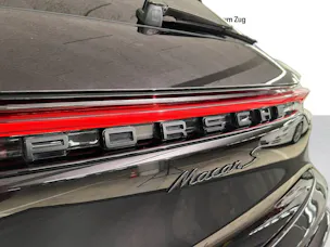Porsche Macan S