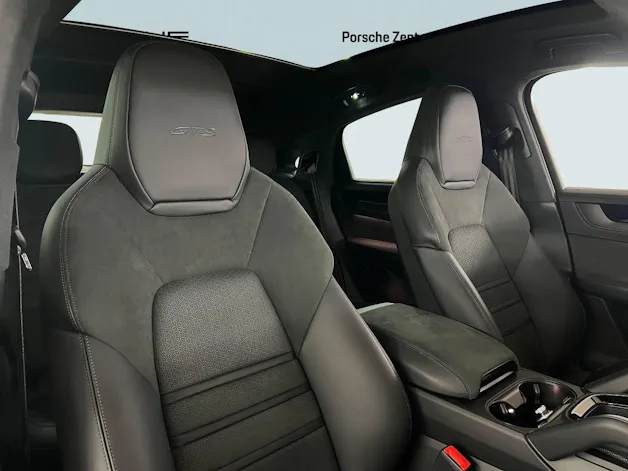 Porsche Cayenne GTS Coupé
