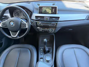 BMW 🆕 X1 xDrive 20i Steptronic (CH)⛽