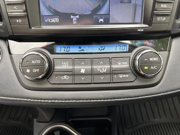 Toyota RAV4 2.0i VMa Sol Premium