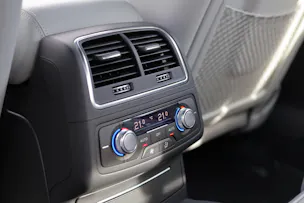 AUDI A7 Sportback 3.0 V6 TDI 320 quattro S-Line * HEAD-UP * NACHTSICHT * SCHIEBEDACH * PACK PREMIUM *