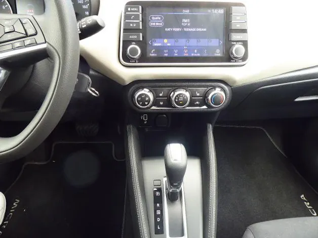 Nissan Micra 1.0 IG-T Acenta Automat