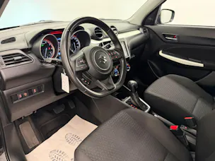 Suzuki Swift 1.0 T Compact Top