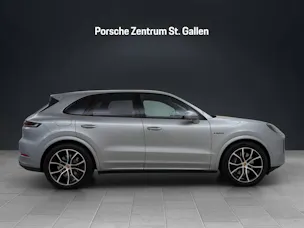 Porsche Cayenne E-Hybrid Black Edition