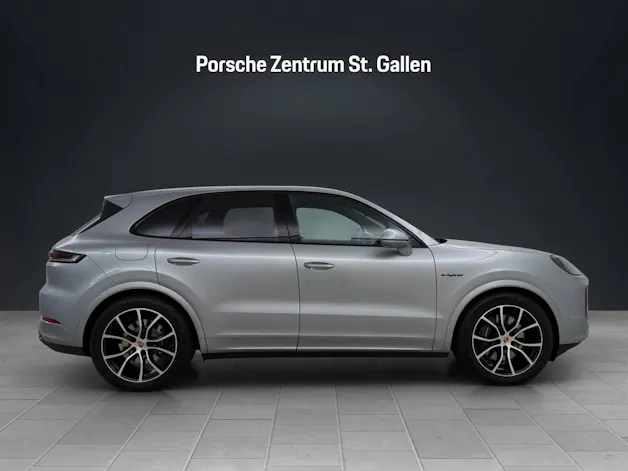 Porsche Cayenne E-Hybrid Black Edition