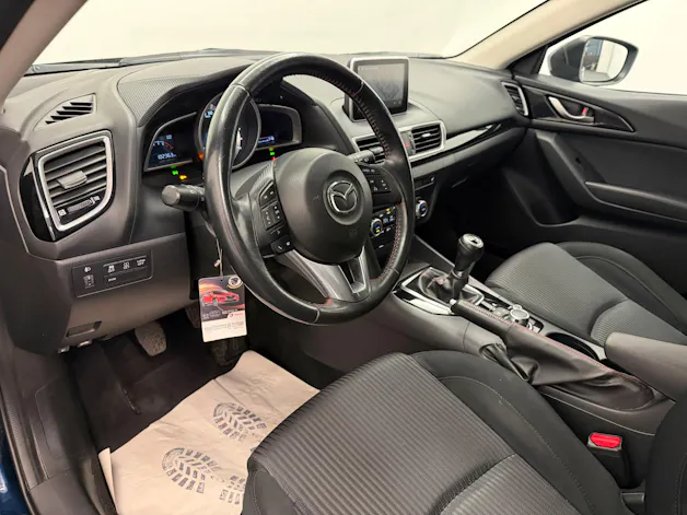 Mazda 3 1.5 Ambition