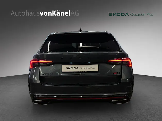 Škoda Octavia Combi 2.0 TSI DSG RS