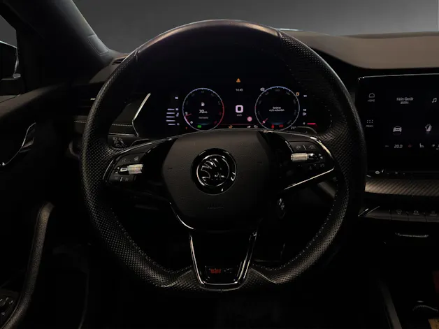 Škoda Octavia Combi 2.0 TSI DSG RS