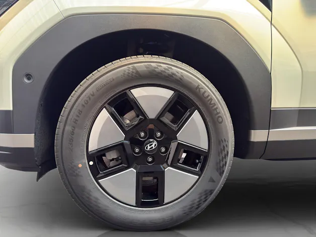HYUNDAI Santa Fe 1.6 T-GDi HEV Vertex 4WD Automatic