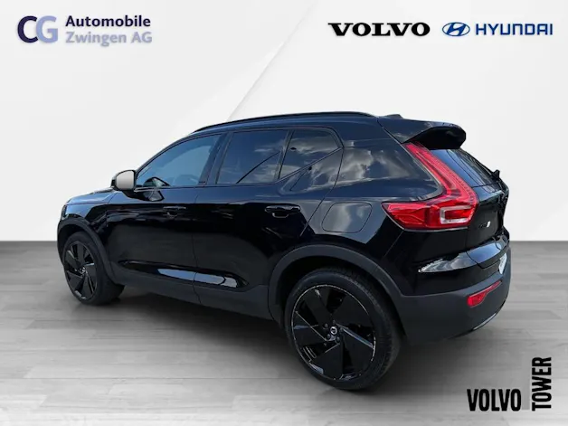 VOLVO EX40 82kWh Twin Motor Performance AWD Xcentric Black Edition