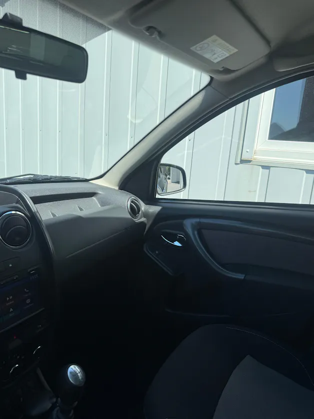 Dacia Duster 1.2 T Privilège 4x4 *ANHÄNGERKUPPLUNG*KLIMA*TEMPOMAT*MFK FRISCH