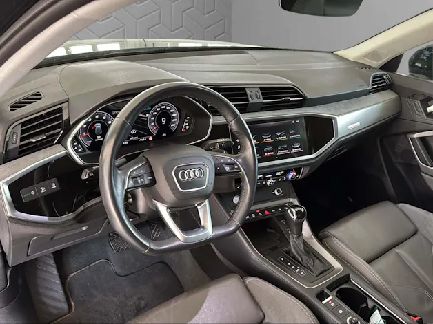 AUDI Q3 40 TFSI advanced quattro S-tronic