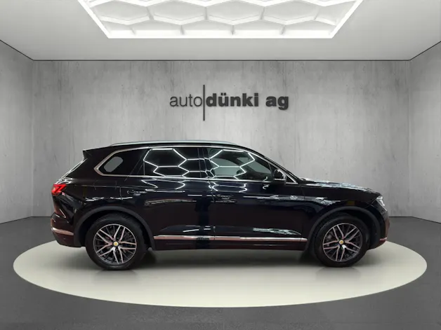 VW Touareg 3.0 TSI eHybrid AtmosphereTiptronic