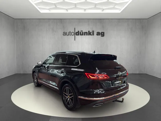 VW Touareg 3.0 TSI eHybrid AtmosphereTiptronic