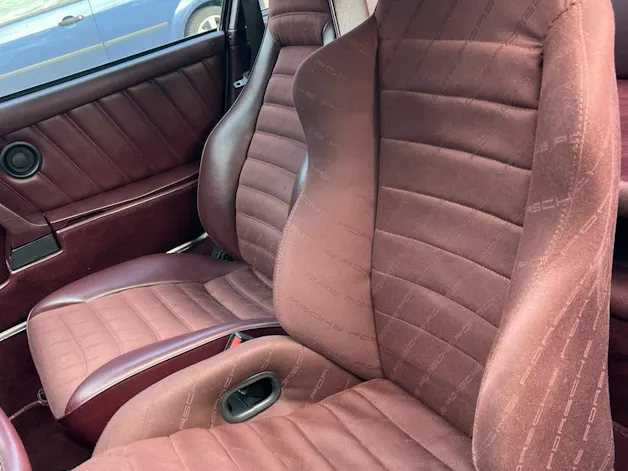 Porsche 911 Carrera