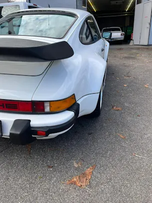 Porsche 911 Carrera