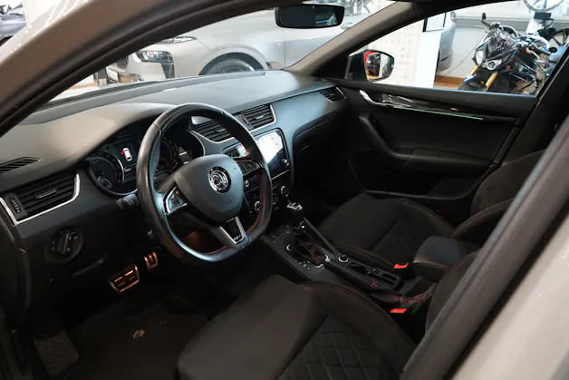 Škoda Octavia Combi 2.0 TDI RS 4x4 DSG