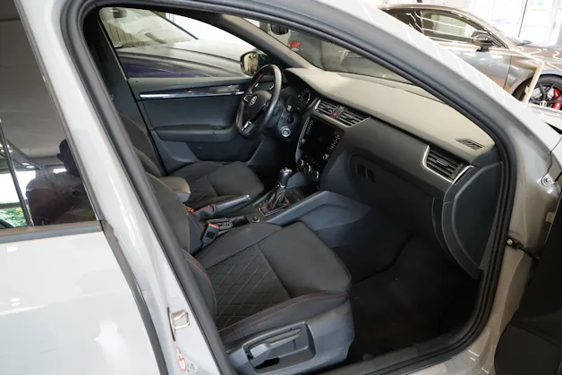 Škoda Octavia Combi 2.0 TDI RS 4x4 DSG