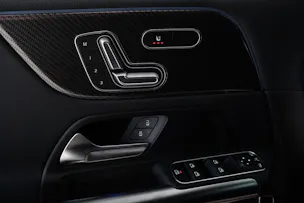 Mercedes-Benz GLA 250 4Matic 8G-DCT Swiss Star