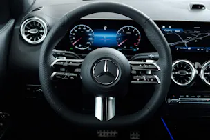 Mercedes-Benz GLA 250 4Matic 8G-DCT Swiss Star