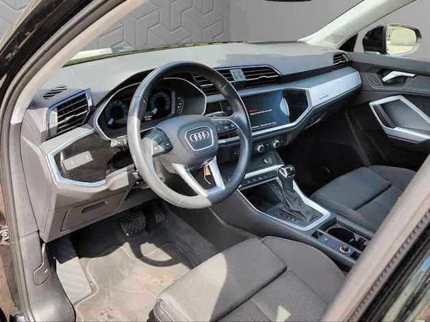 AUDI Q3 40 TFSI S line quattro S-tronic