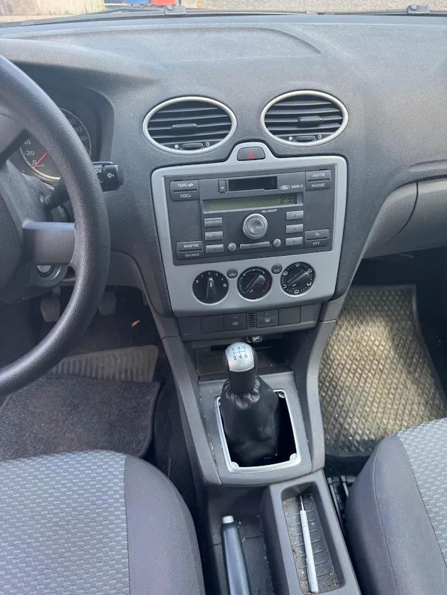Ford Focus 2.0i Carving