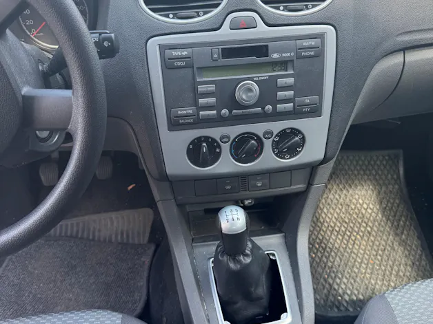 Ford Focus 2.0i Carving