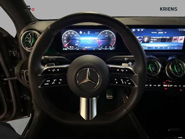 Mercedes-Benz A 200 d - AMG / Rückfahrkamera / Standheizung / Sitzmemory / Winkel-Assistent