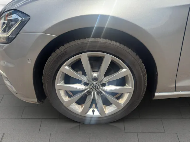 VW Golf 1.5 TSI EVO Highline DSG