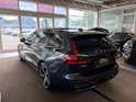 Volvo V60 B4 Benzin Mild Hybrid Ultra Dark DCT | Sitzklima | B&W Sound | Massage | 360 Kamera | Panorama |