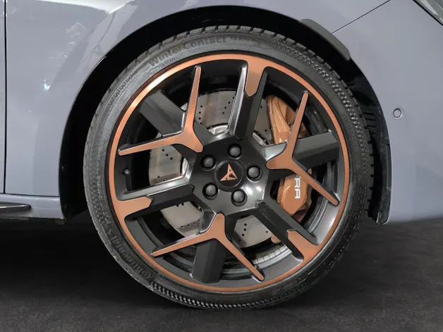 Cupra LEON ST 2.0 TSI Prime Extreme DSG 4Drive
