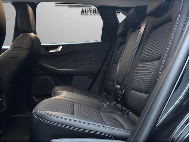 Ford Kuga 2.5 FHEV Titanium 4WD