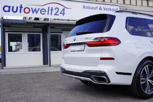 BMW X7 xDrive 48V 40d Steptronic M-PAKET!!! INDIVIDUAL!!! 7-PLÄTZER!!!