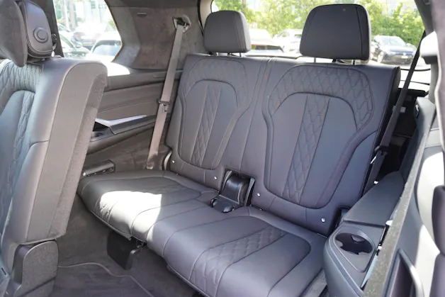 BMW X7 xDrive 48V 40d Steptronic M-PAKET!!! INDIVIDUAL!!! 7-PLÄTZER!!!