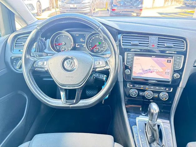 VW Golf 2.0 TDI Highline DSG