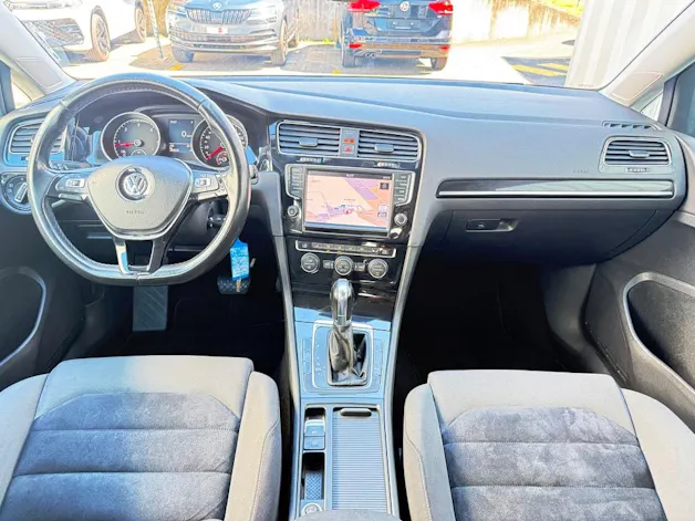 VW Golf 2.0 TDI Highline DSG