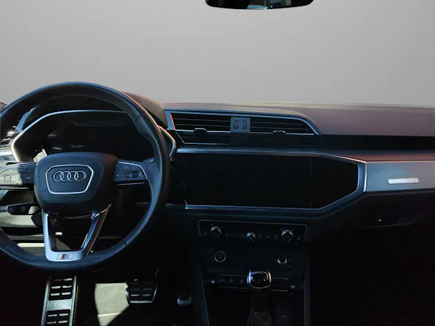 AUDI Q3 40 TDI S line quattro S-tronic