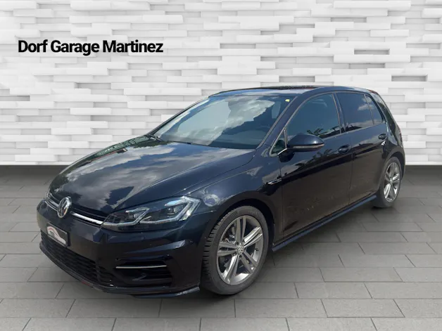 VW Golf 1.5 TSI EVO Highline DSG R-Line