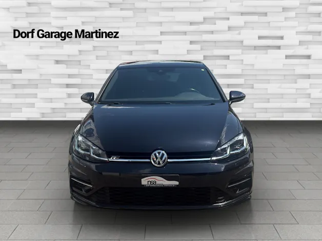 VW Golf 1.5 TSI EVO Highline DSG R-Line