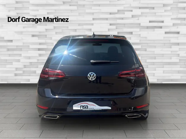 VW Golf 1.5 TSI EVO Highline DSG R-Line