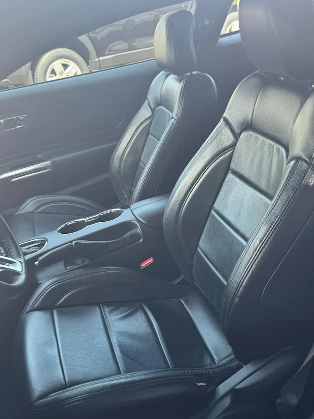 Ford Mustang 3.7