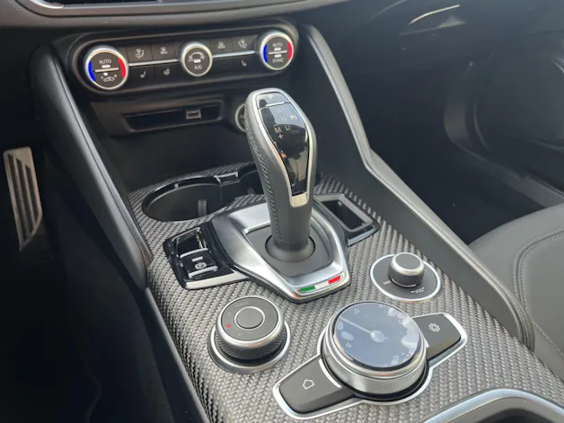 Alfa Romeo Giulia 2.9 V6 Biturbo Quadrifoglio