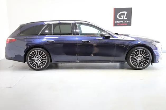 MERCEDES-BENZ E 220 d T 4M 9G-Tronic